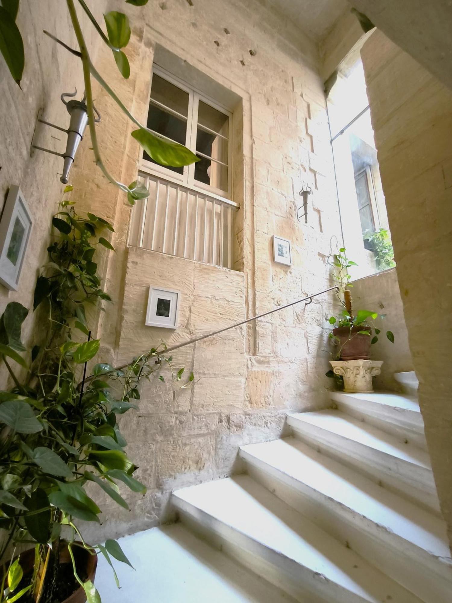Stunning Valletta 3 Bedroom Town House Exterior photo